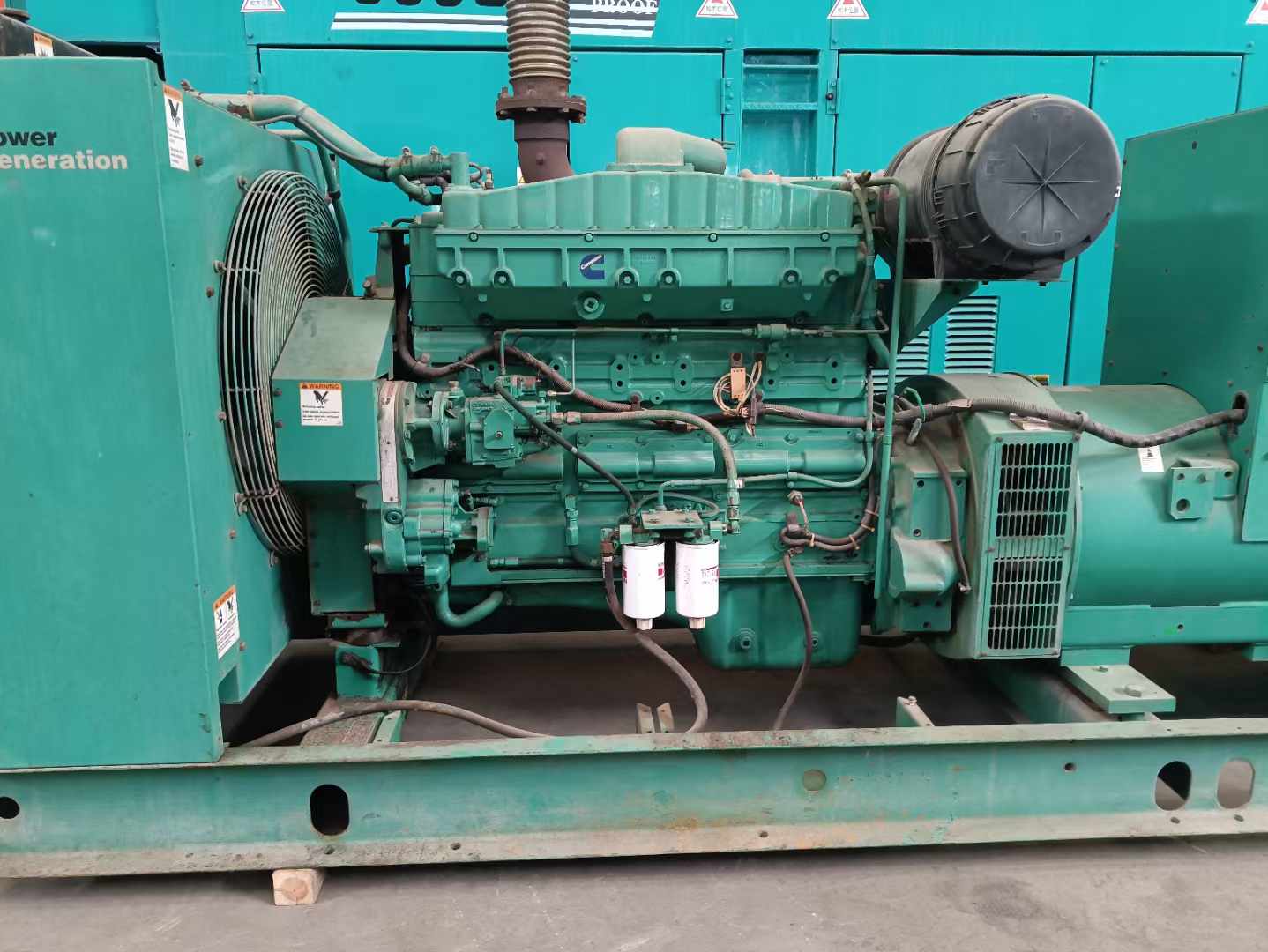 临武过载会对 600kW 柴油发电机组造成哪些损害？