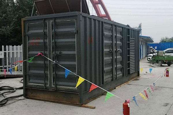 临武发电机租赁空气滤清器多久更换一次？